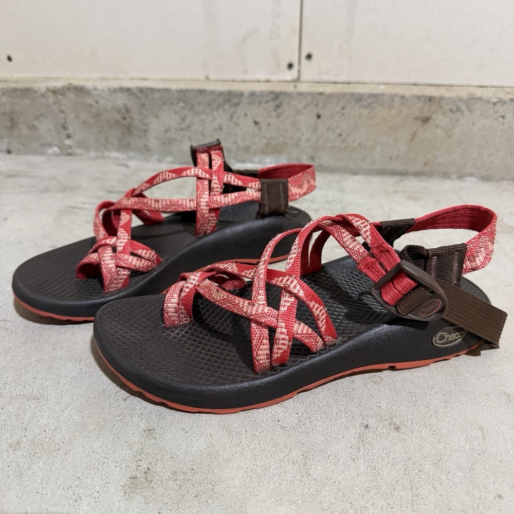 Chaco Women's ZX2 Classic Sandals "Beaded Triangle" Pink Red | Size 7
